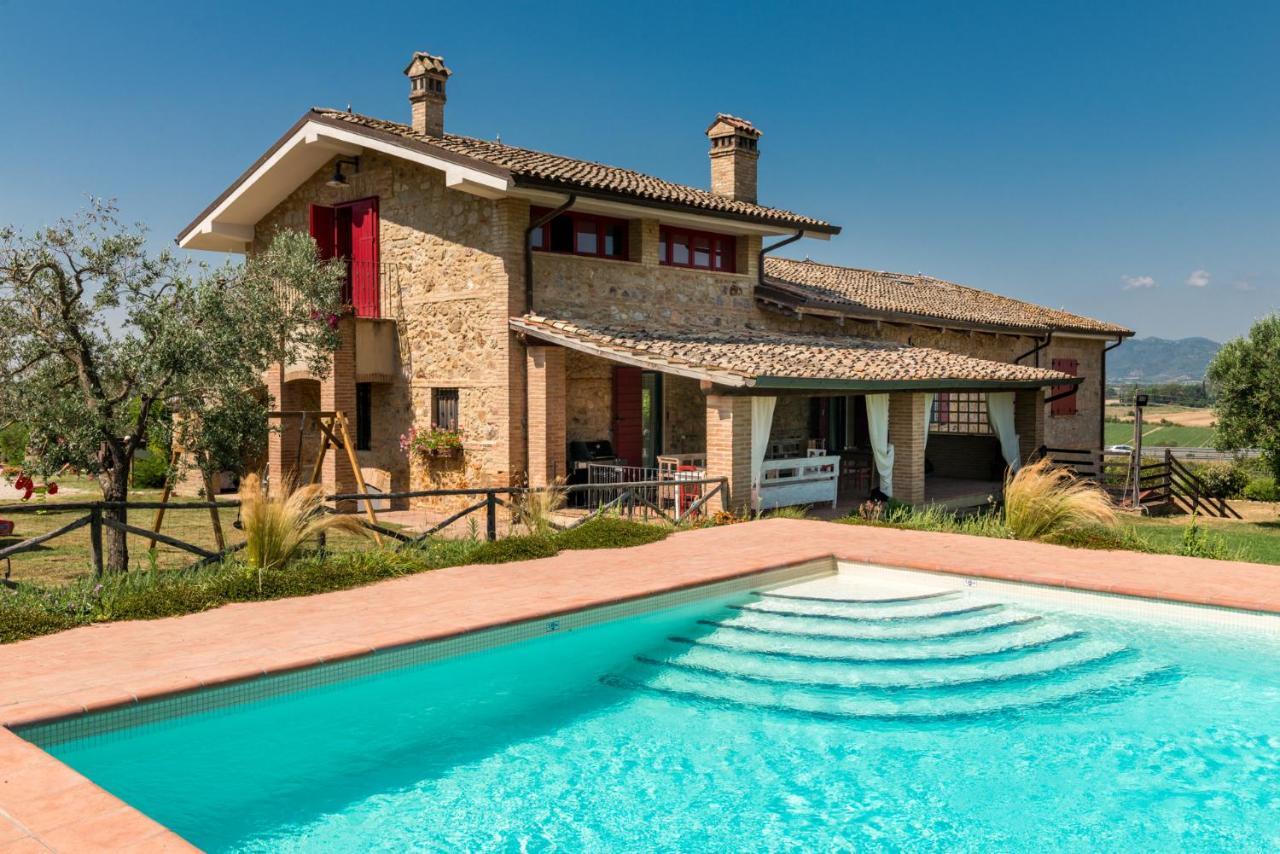 Il Barbagianni Bed & Breakfast Montepescali ภายนอก รูปภาพ